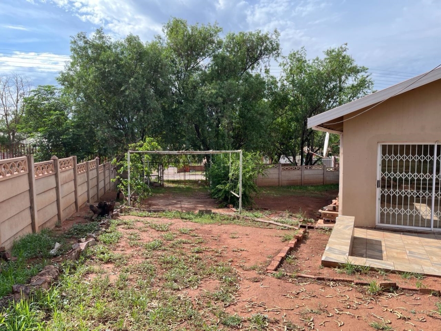 3 Bedroom Property for Sale in Postmasburg Northern Cape